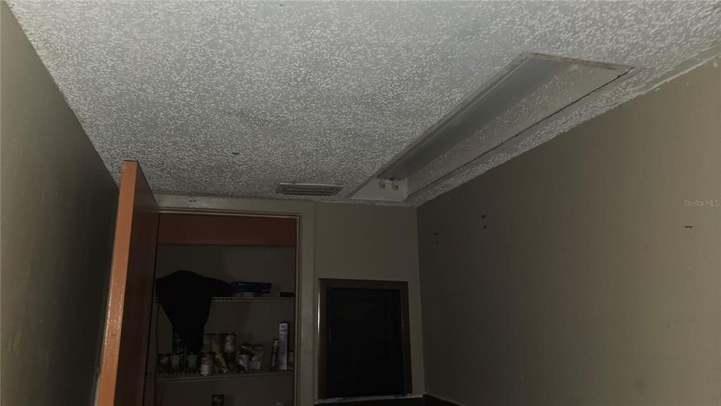 For Sale: $192,000 (2 beds, 2 baths, 1442 Square Feet)