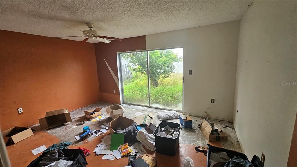 For Sale: $192,000 (2 beds, 2 baths, 1442 Square Feet)