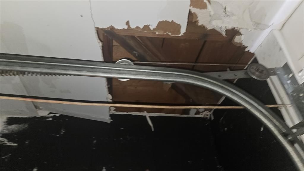 For Sale: $192,000 (2 beds, 2 baths, 1442 Square Feet)