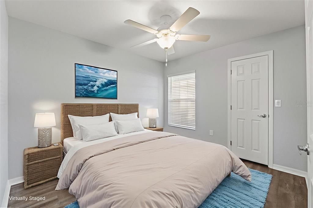 待售: $335,000 (4 贝兹, 2 浴室, 1668 平方英尺)