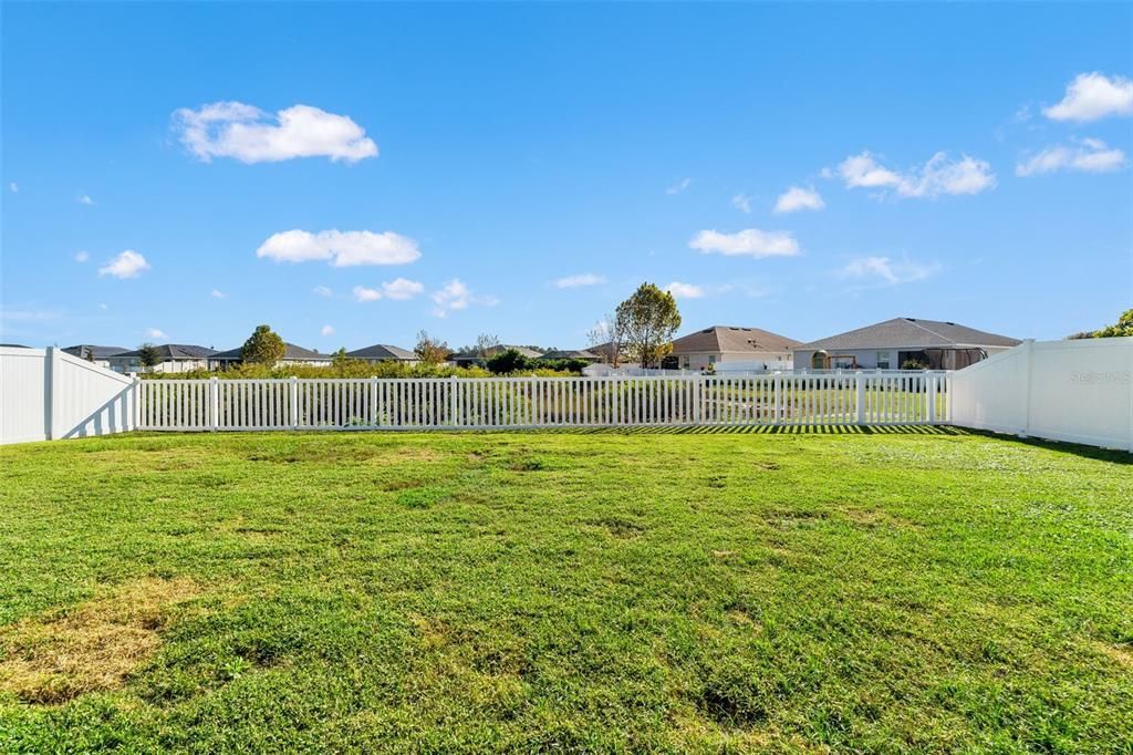 待售: $335,000 (4 贝兹, 2 浴室, 1668 平方英尺)