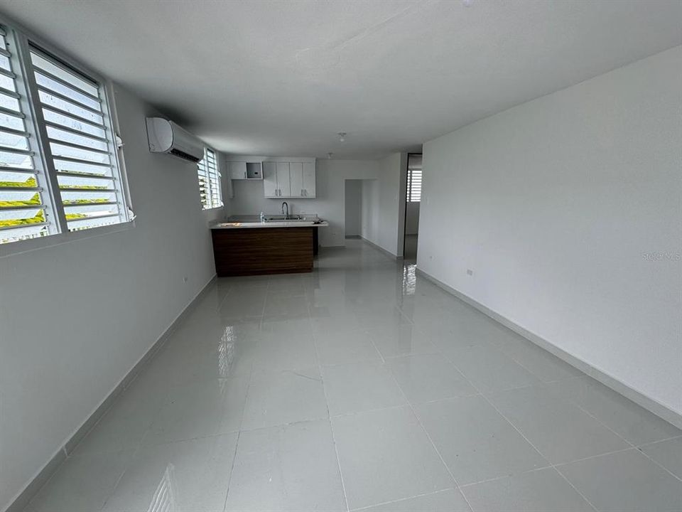 En Renta: $1,300 (2 camas, 1 baños, 800 Pies cuadrados)