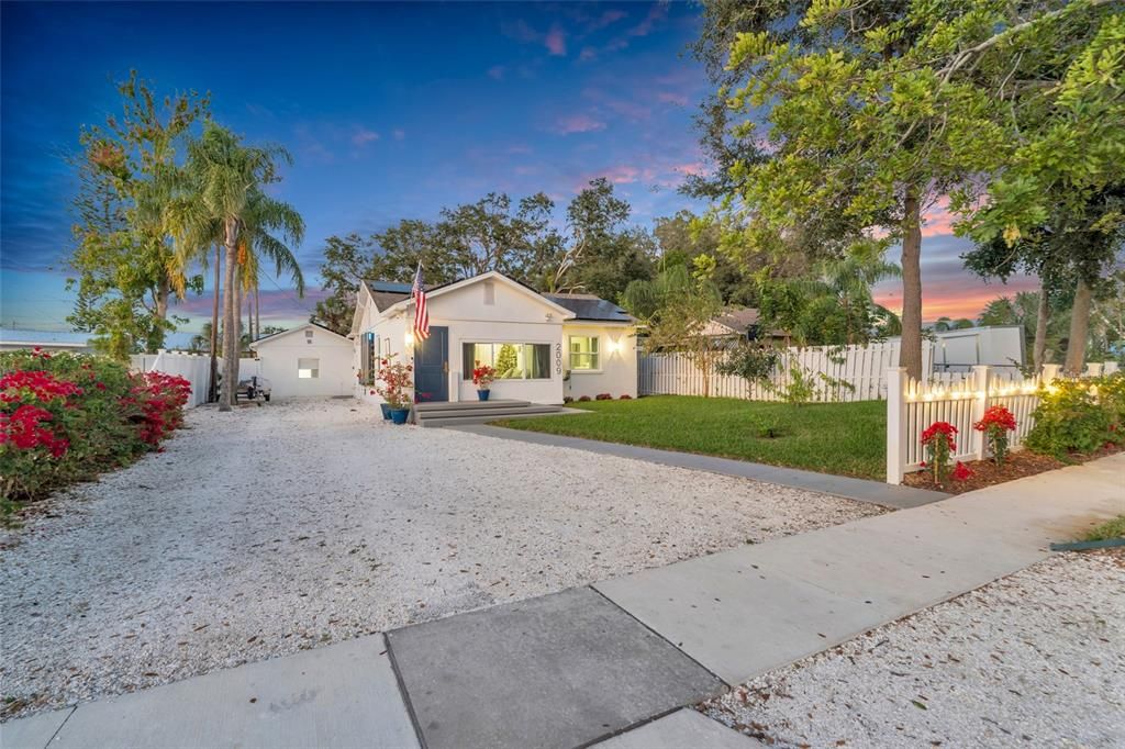 En Venta: $494,999 (3 camas, 2 baños, 1465 Pies cuadrados)