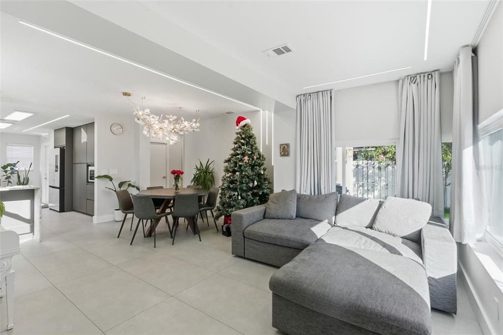 En Venta: $494,999 (3 camas, 2 baños, 1465 Pies cuadrados)