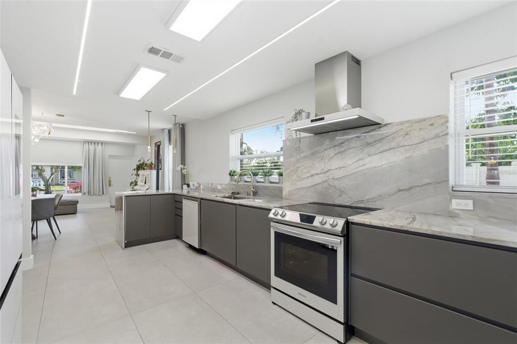 En Venta: $494,999 (3 camas, 2 baños, 1465 Pies cuadrados)