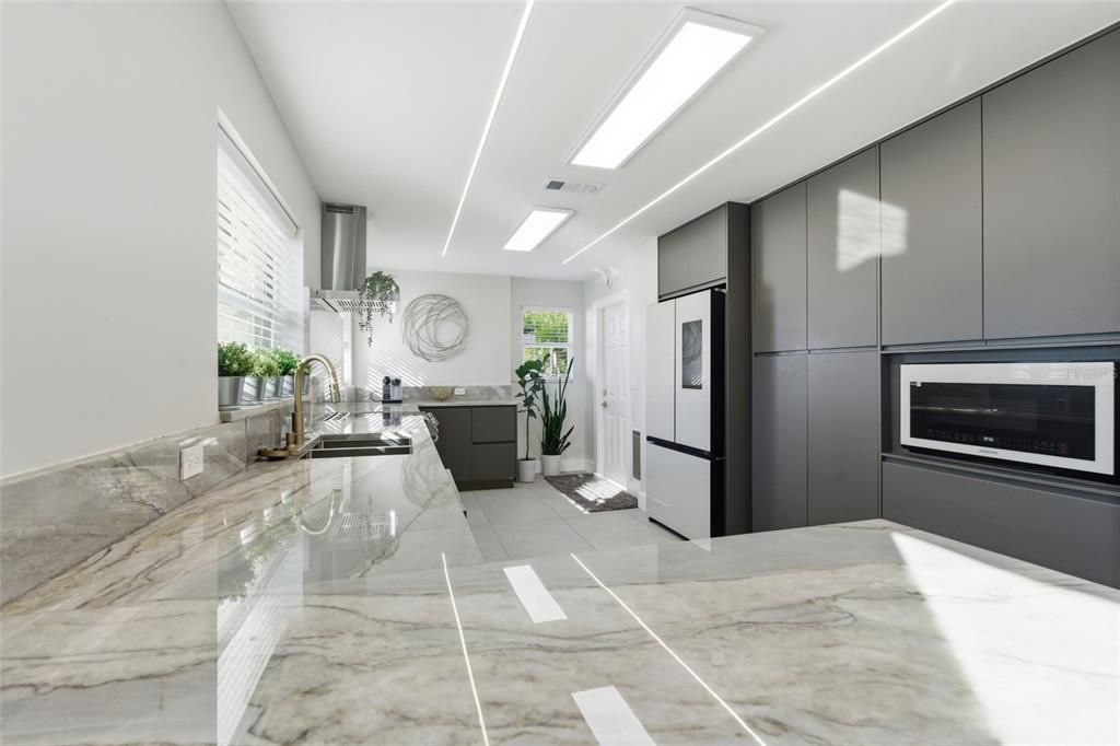 En Venta: $494,999 (3 camas, 2 baños, 1465 Pies cuadrados)