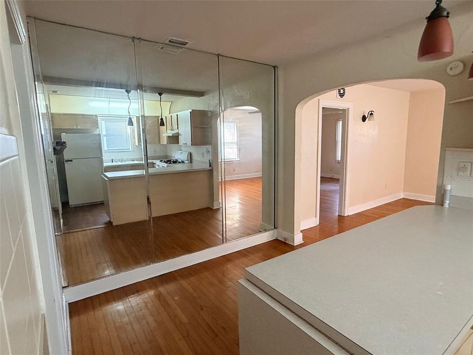 出租: $2,295 (3 贝兹, 2 浴室, 1511 平方英尺)