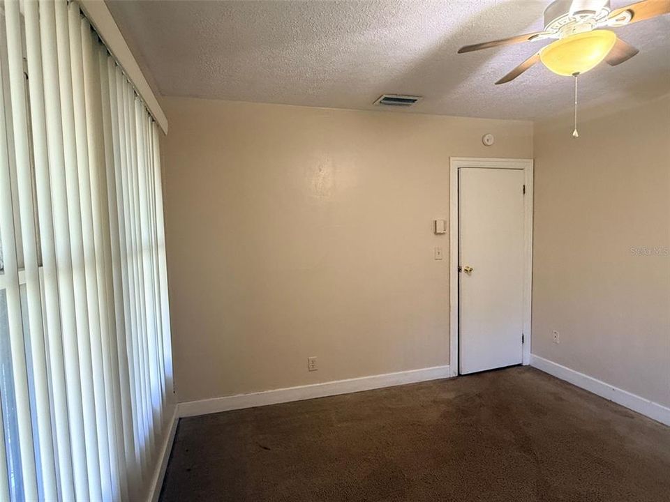 出租: $2,295 (3 贝兹, 2 浴室, 1511 平方英尺)