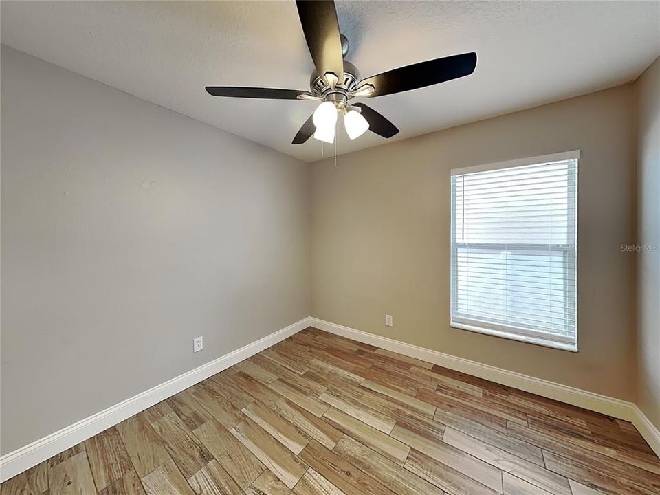 For Rent: $2,329 (4 beds, 2 baths, 1411 Square Feet)