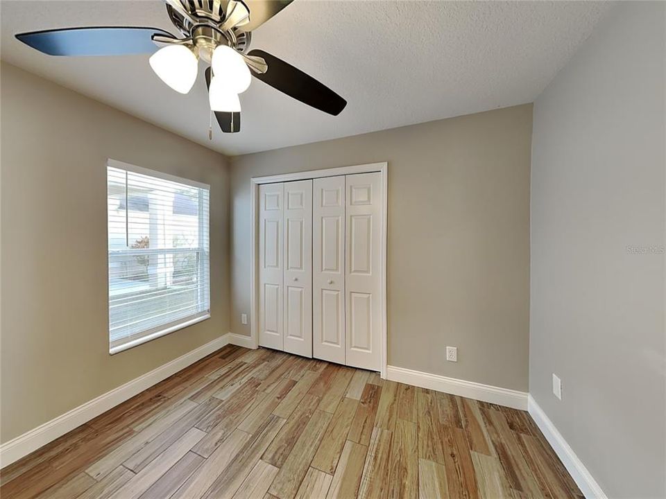 For Rent: $2,329 (4 beds, 2 baths, 1411 Square Feet)