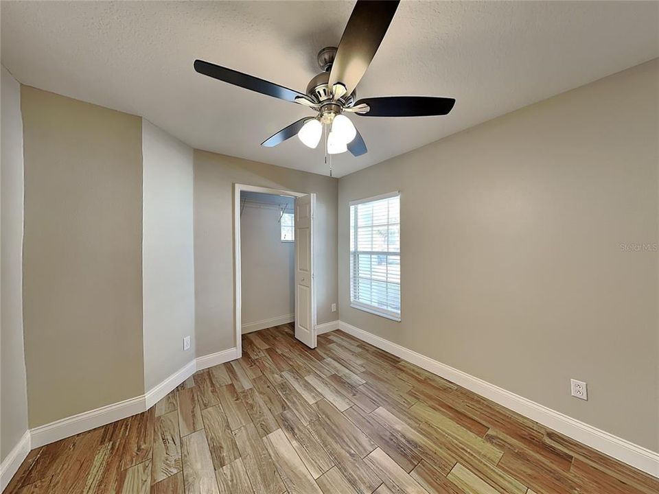 For Rent: $2,329 (4 beds, 2 baths, 1411 Square Feet)