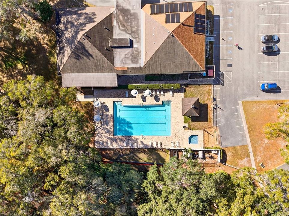 For Sale: $139,900 (2 beds, 1 baths, 768 Square Feet)