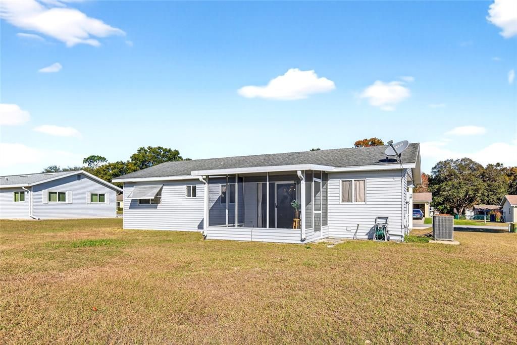 For Sale: $139,900 (2 beds, 1 baths, 768 Square Feet)