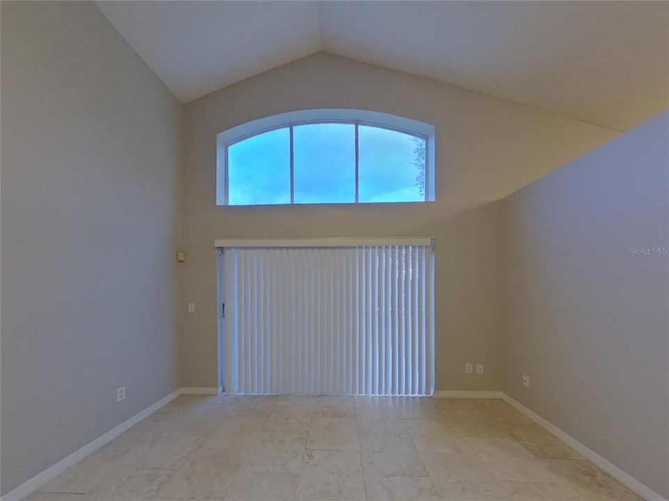 For Rent: $2,229 (4 beds, 2 baths, 2045 Square Feet)