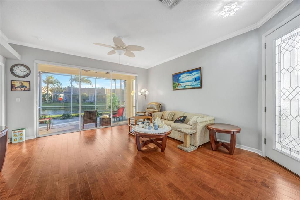 En Venta: $375,000 (3 camas, 2 baños, 1411 Pies cuadrados)