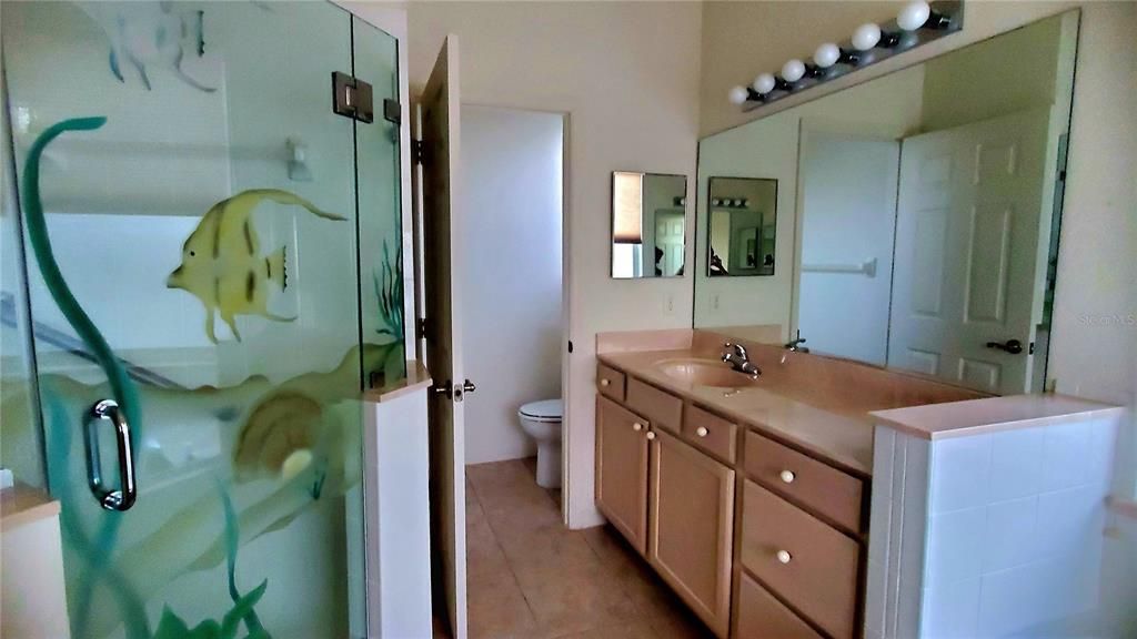 For Sale: $295,000 (3 beds, 2 baths, 1483 Square Feet)