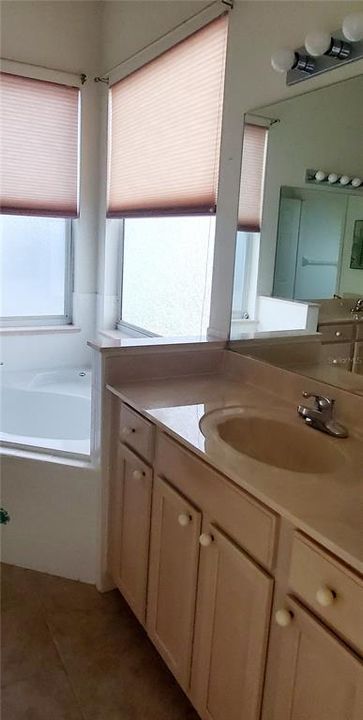 For Sale: $295,000 (3 beds, 2 baths, 1483 Square Feet)