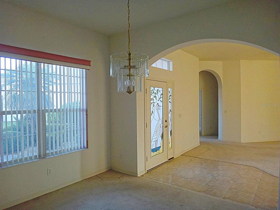 For Sale: $295,000 (3 beds, 2 baths, 1483 Square Feet)