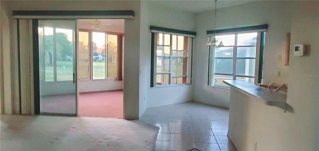 For Sale: $295,000 (3 beds, 2 baths, 1483 Square Feet)