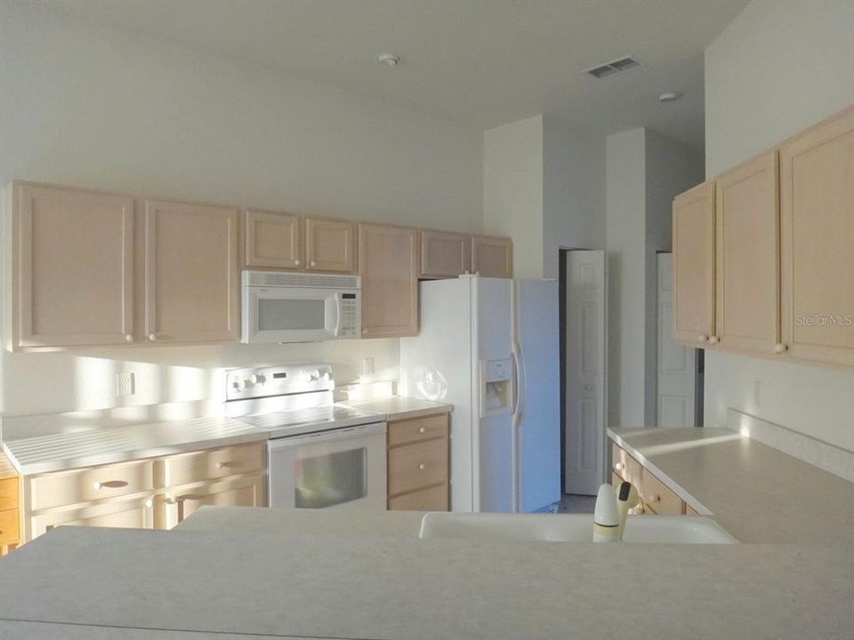 For Sale: $295,000 (3 beds, 2 baths, 1483 Square Feet)