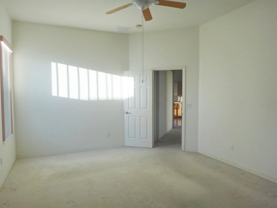 For Sale: $295,000 (3 beds, 2 baths, 1483 Square Feet)