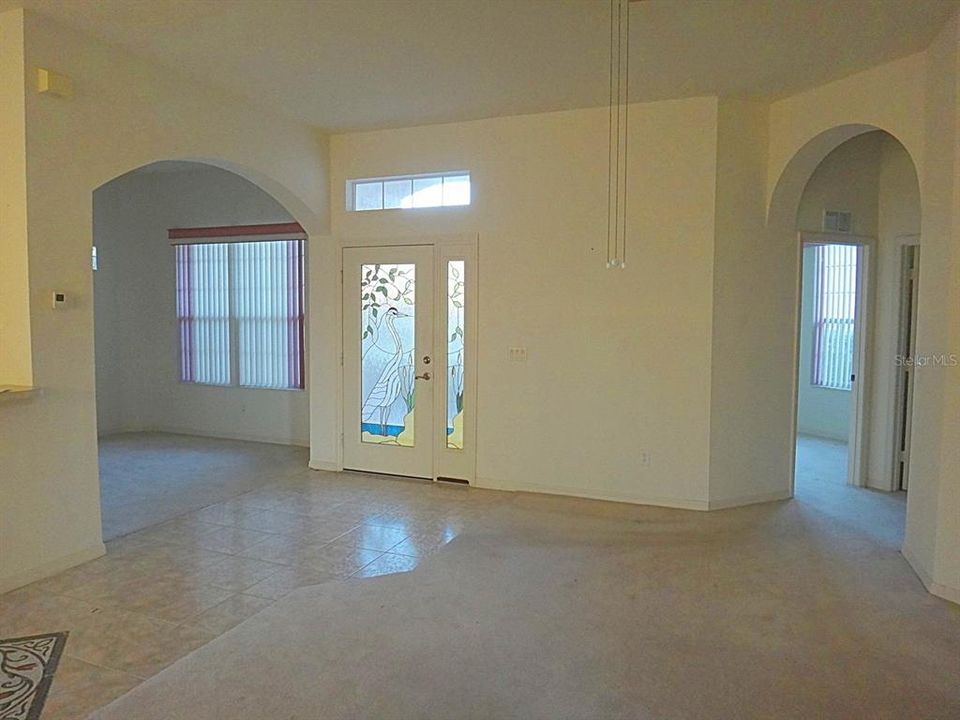 For Sale: $295,000 (3 beds, 2 baths, 1483 Square Feet)