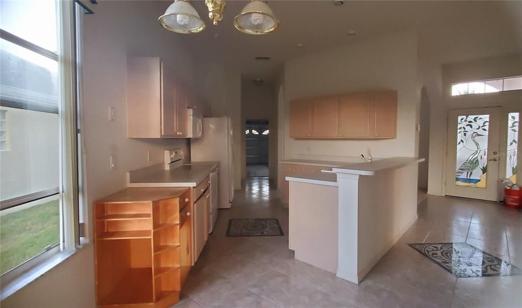 For Sale: $295,000 (3 beds, 2 baths, 1483 Square Feet)