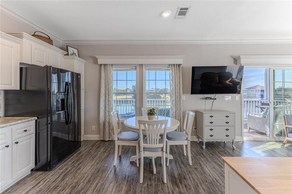 待售: $489,900 (3 贝兹, 2 浴室, 1242 平方英尺)