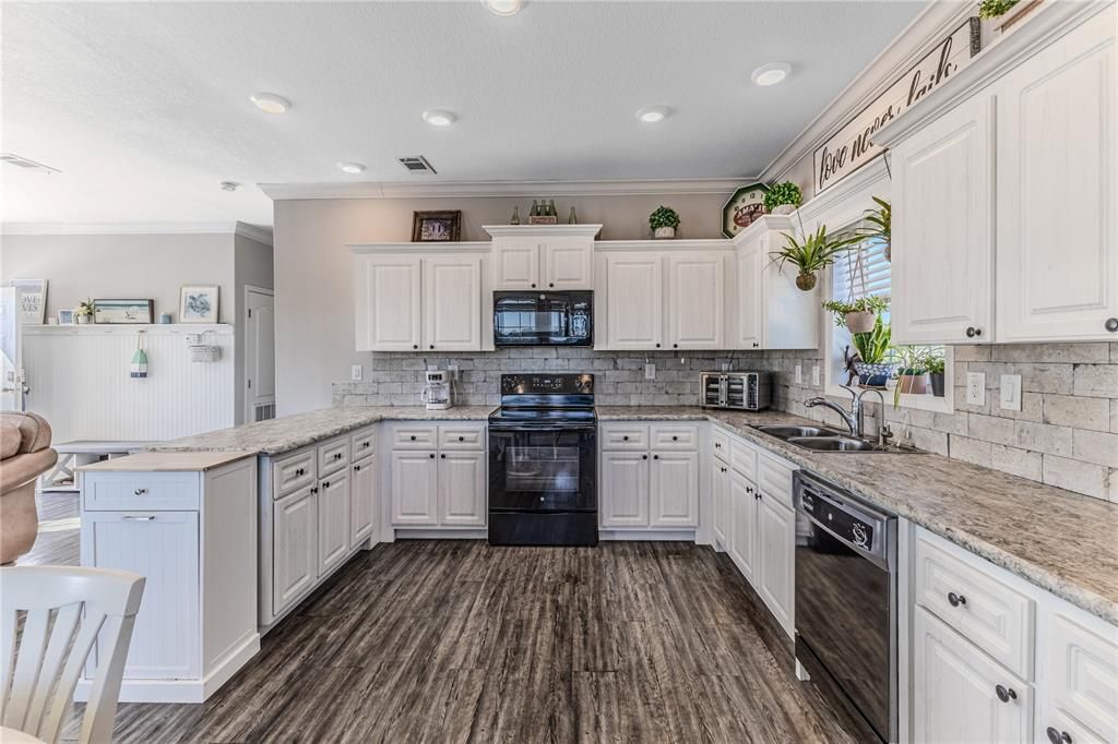 待售: $489,900 (3 贝兹, 2 浴室, 1242 平方英尺)