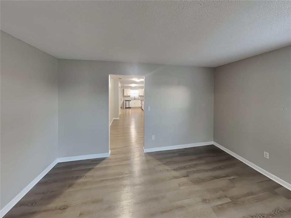 For Rent: $1,889 (3 beds, 2 baths, 1454 Square Feet)