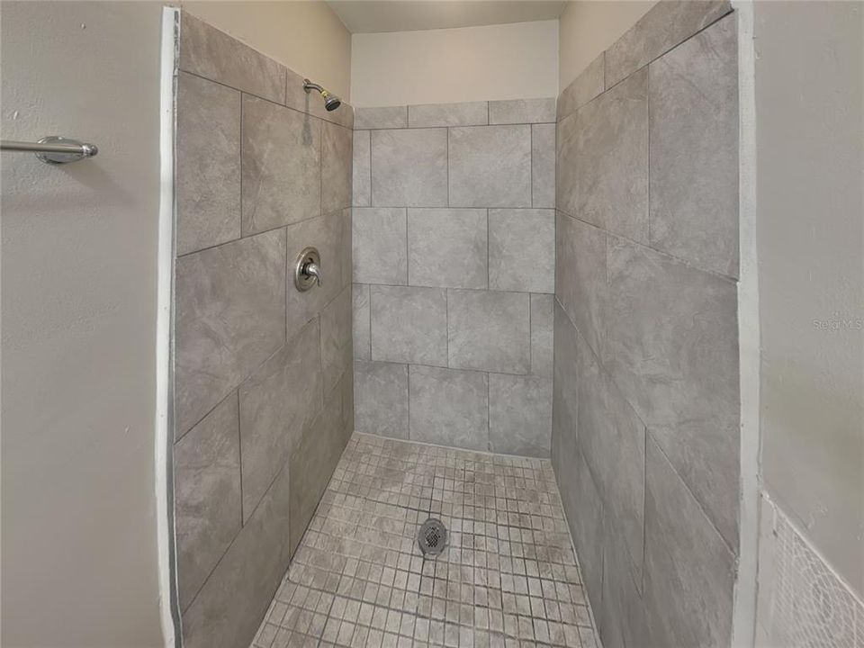 For Rent: $1,889 (3 beds, 2 baths, 1454 Square Feet)