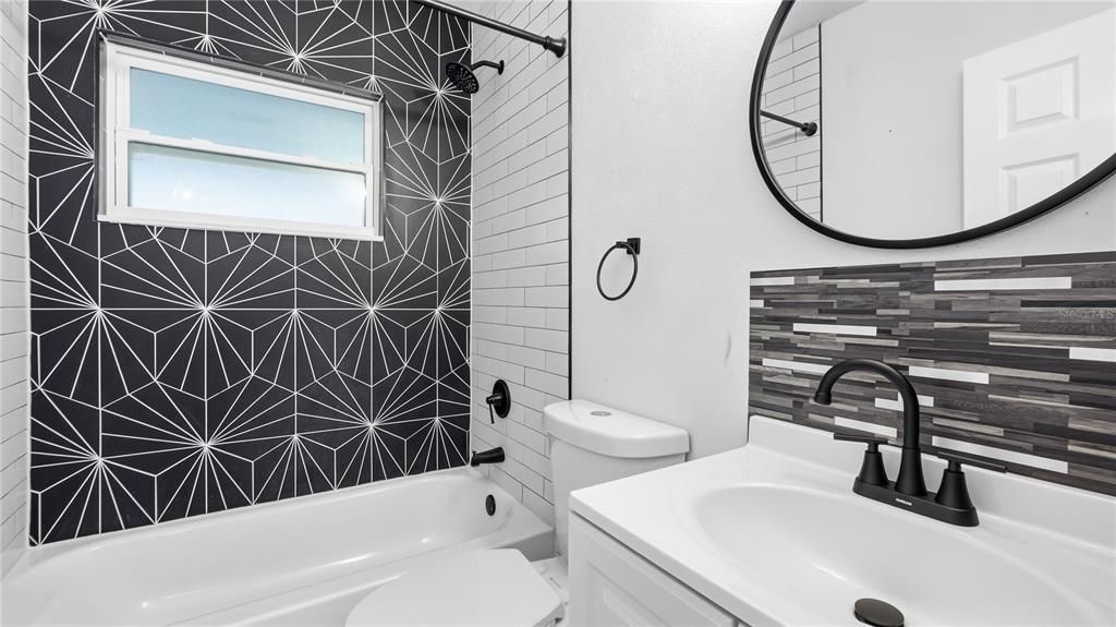 En Venta: $349,500 (3 camas, 1 baños, 1032 Pies cuadrados)