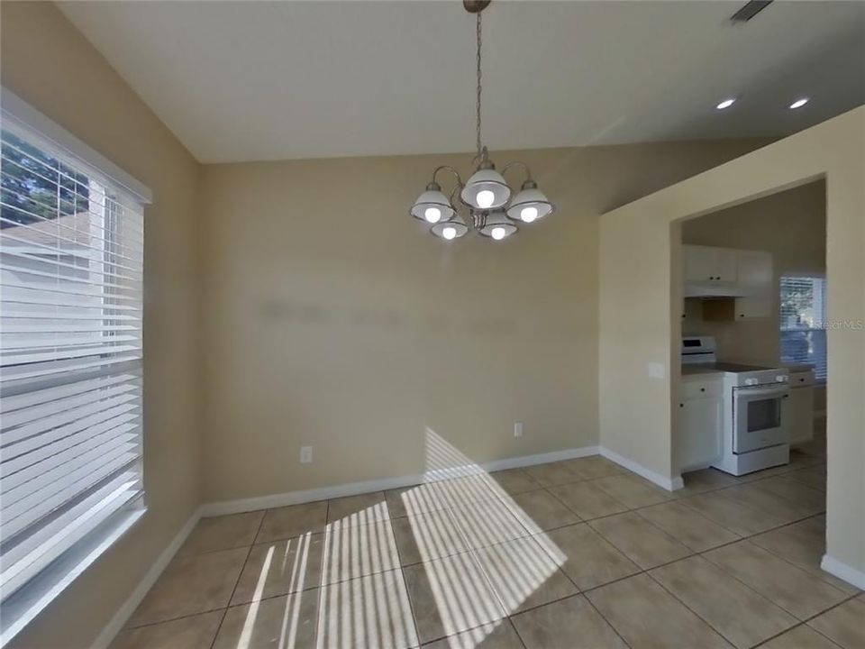 出租: $1,919 (3 贝兹, 2 浴室, 1503 平方英尺)