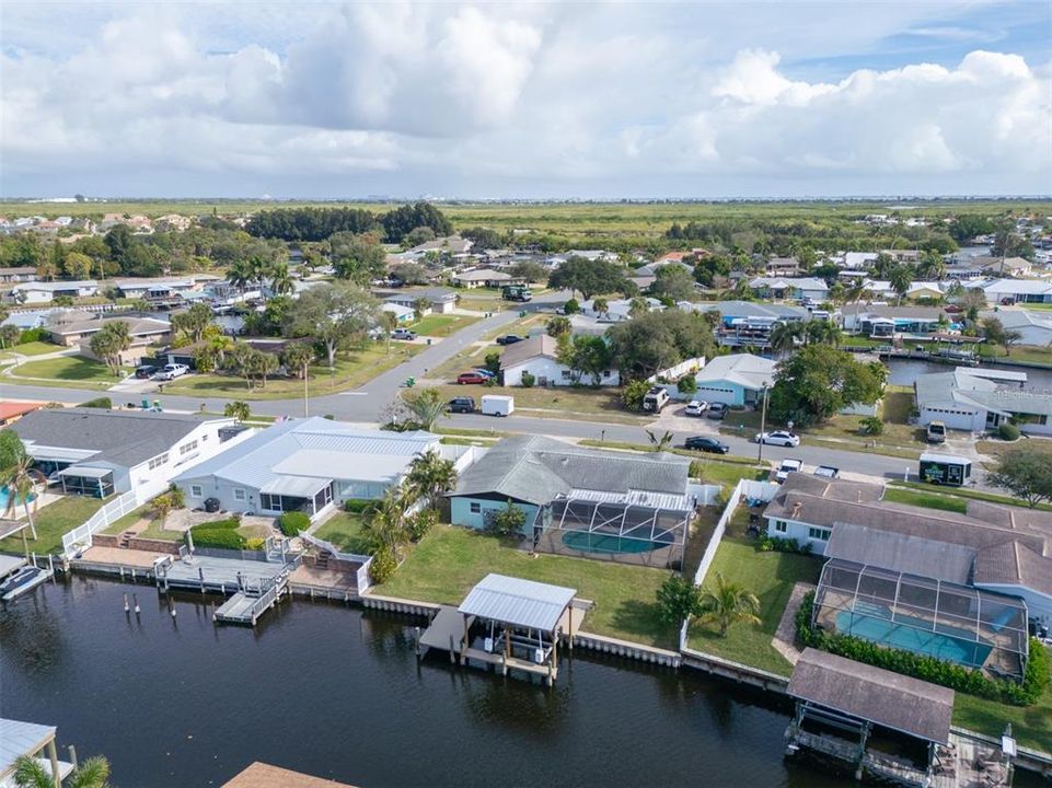 For Sale: $654,900 (3 beds, 2 baths, 1652 Square Feet)