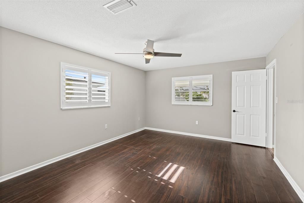 For Sale: $654,900 (3 beds, 2 baths, 1652 Square Feet)