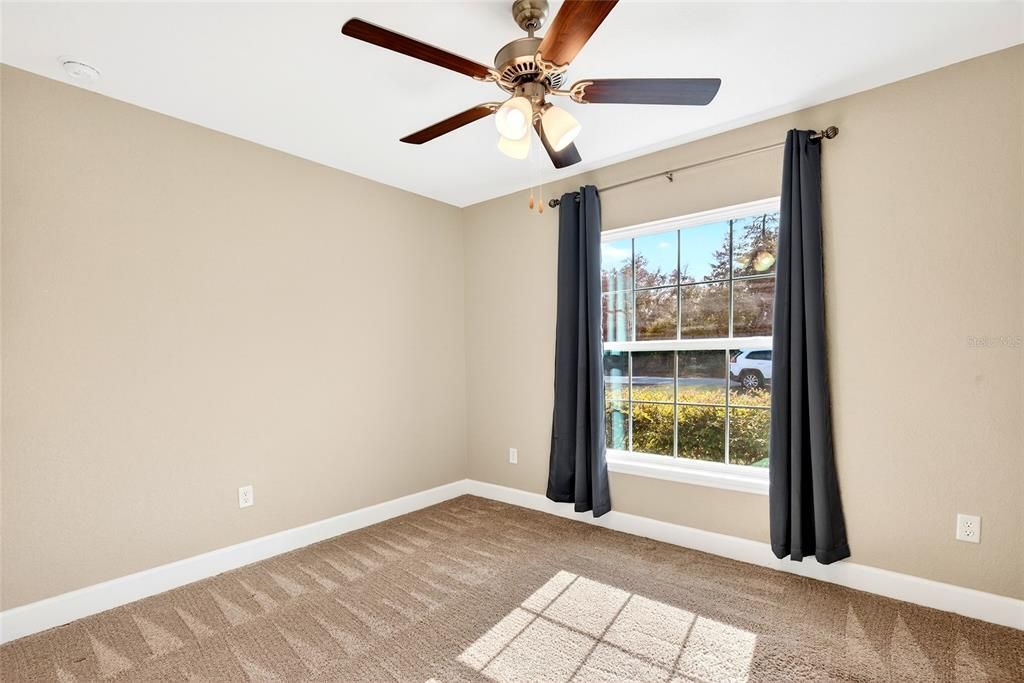 В аренду: $1,850 (3 спален, 2 ванн, 1324 Квадратных фут)