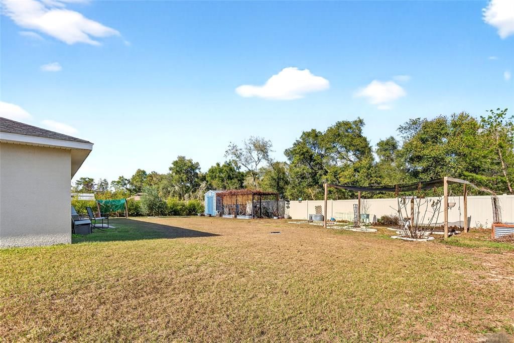 В аренду: $1,850 (3 спален, 2 ванн, 1324 Квадратных фут)