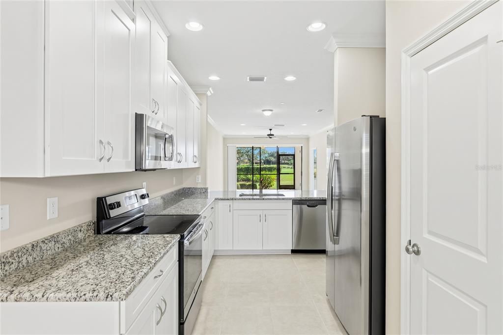 В аренду: $2,350 (2 спален, 2 ванн, 1616 Квадратных фут)