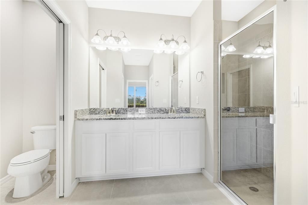 В аренду: $2,350 (2 спален, 2 ванн, 1616 Квадратных фут)