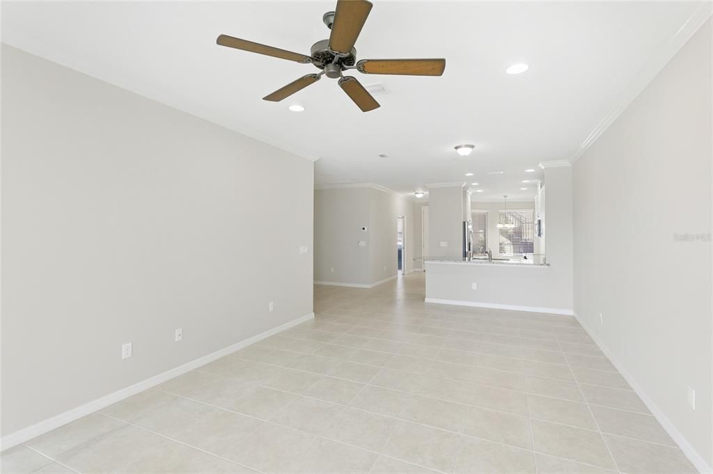 В аренду: $2,350 (2 спален, 2 ванн, 1616 Квадратных фут)