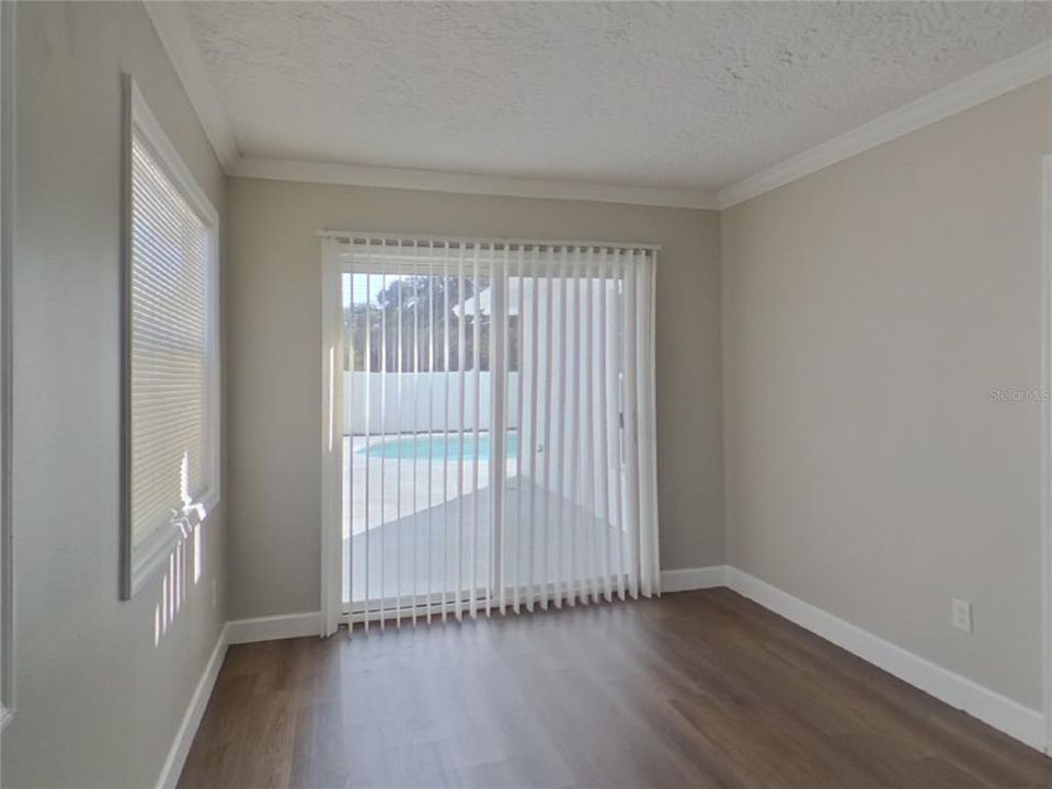 For Rent: $2,099 (3 beds, 2 baths, 1293 Square Feet)