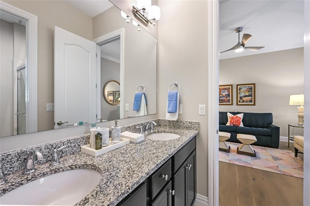 待售: $2,195,000 (4 贝兹, 4 浴室, 3874 平方英尺)