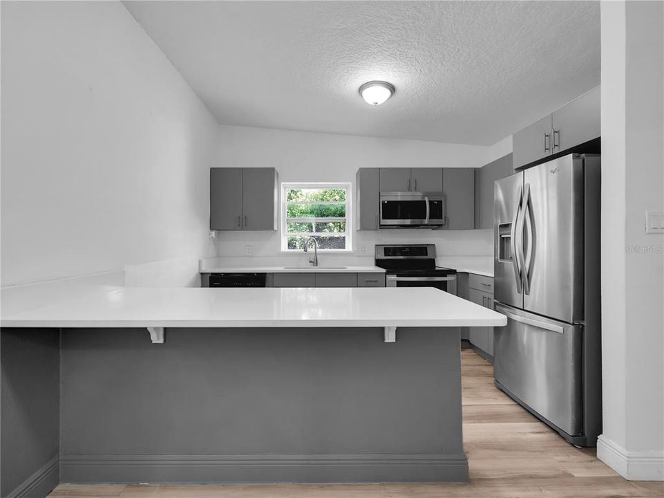 En Renta: $2,300 (4 camas, 2 baños, 1740 Pies cuadrados)