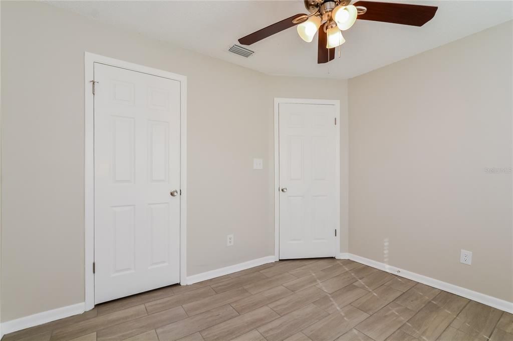 出租: $2,445 (4 贝兹, 2 浴室, 1522 平方英尺)