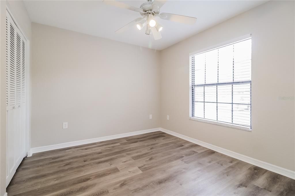 出租: $2,150 (3 贝兹, 2 浴室, 1584 平方英尺)