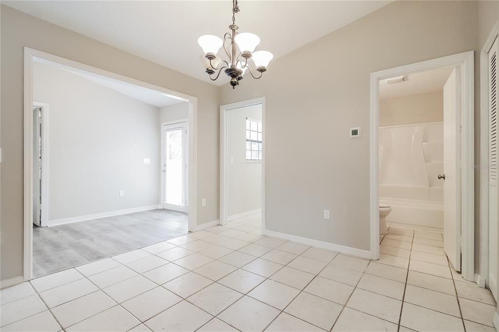 出租: $2,150 (3 贝兹, 2 浴室, 1584 平方英尺)