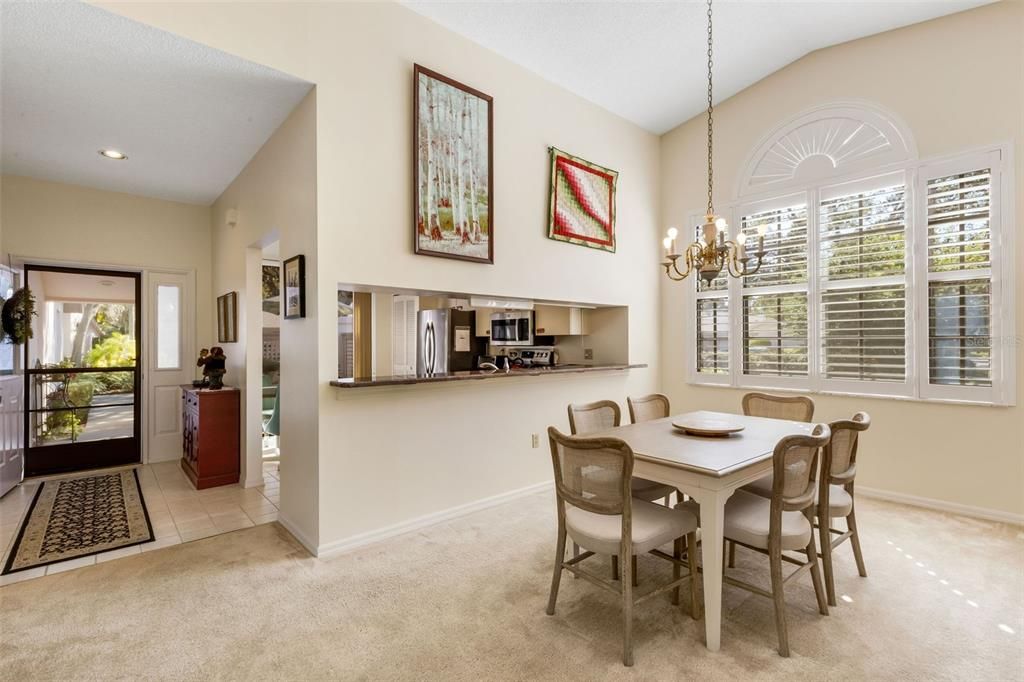 For Sale: $349,000 (2 beds, 2 baths, 1464 Square Feet)