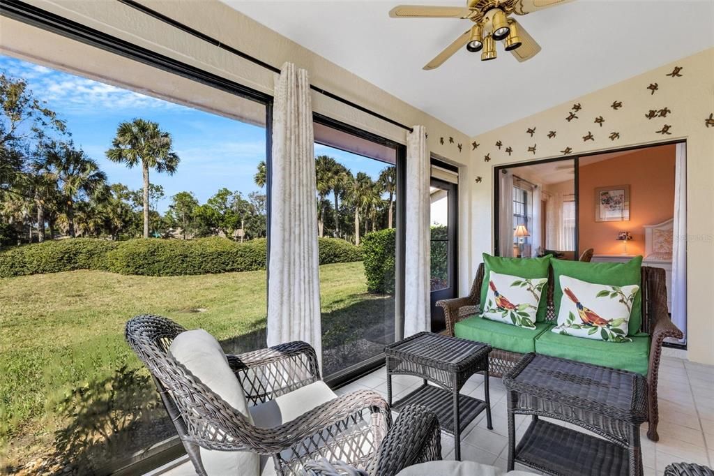 For Sale: $349,000 (2 beds, 2 baths, 1464 Square Feet)