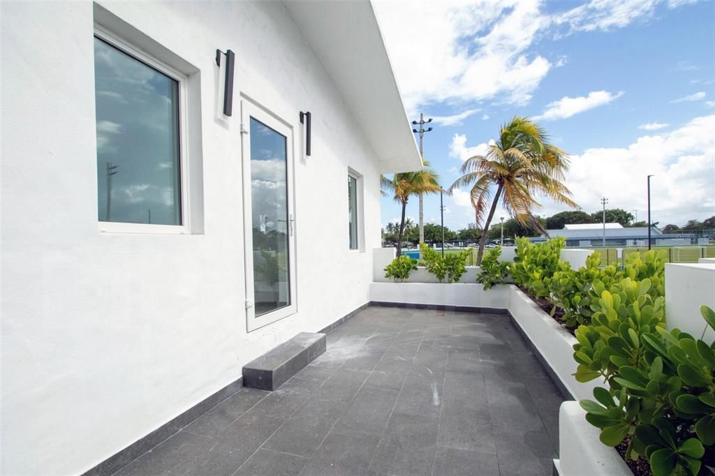 待售: $2,600,000 (6 贝兹, 8 浴室, 3221 平方英尺)