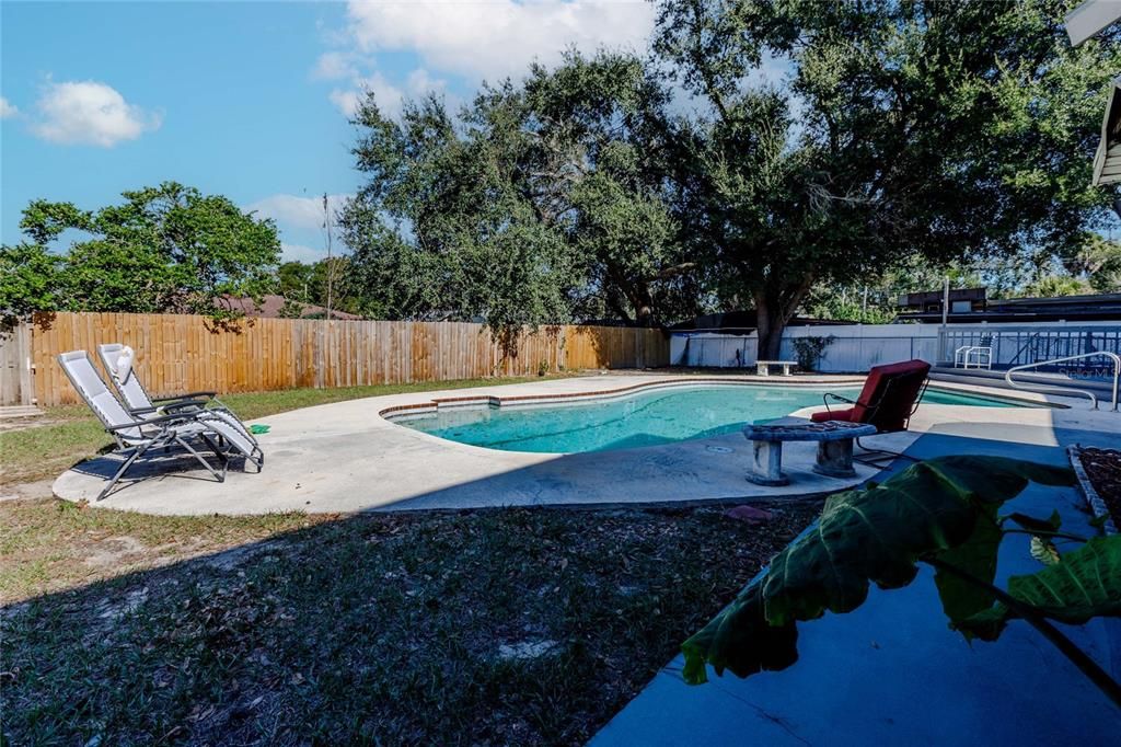 En Venta: $450,000 (4 camas, 2 baños, 2392 Pies cuadrados)